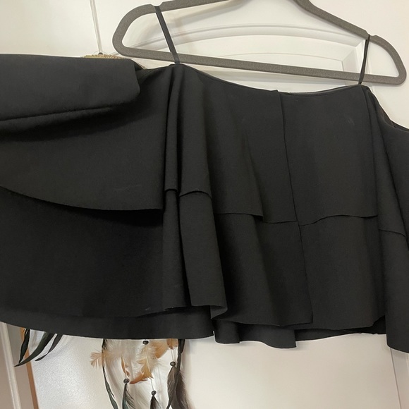 Off the shoulder bat wing top - Picture 4 of 4